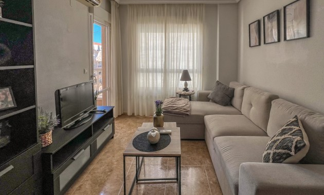 Herverkoop - 1. Apartment / flat -
Torrevieja - Acequion