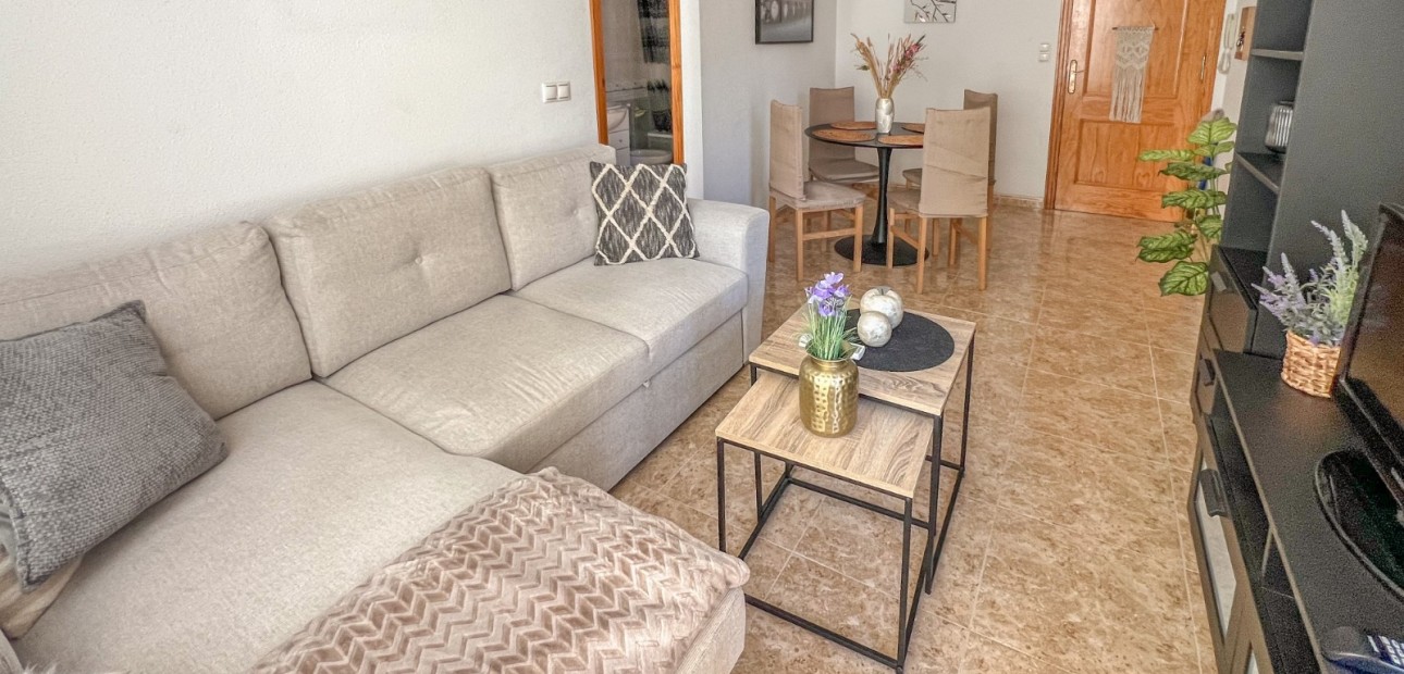 Herverkoop - 1. Apartment / flat -
Torrevieja - Acequion