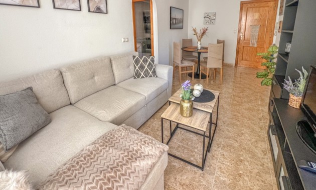 Herverkoop - 1. Apartment / flat -
Torrevieja - Acequion