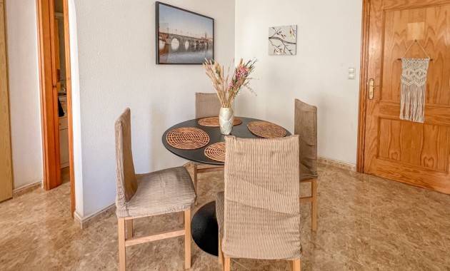 Herverkoop - 1. Apartment / flat -
Torrevieja - Acequion