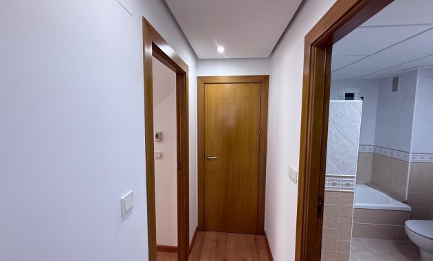 Sale - Apartment / flat -
Torrevieja - Puerto Deportivo