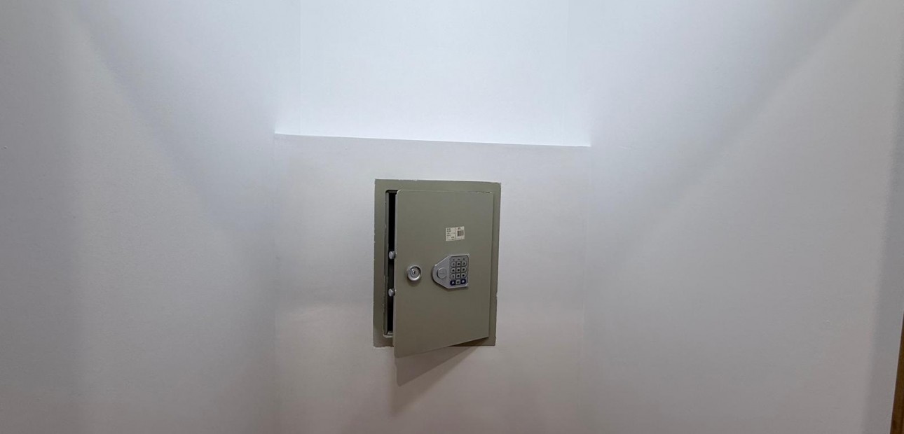 Sale - Apartment / flat -
Torrevieja - Puerto Deportivo