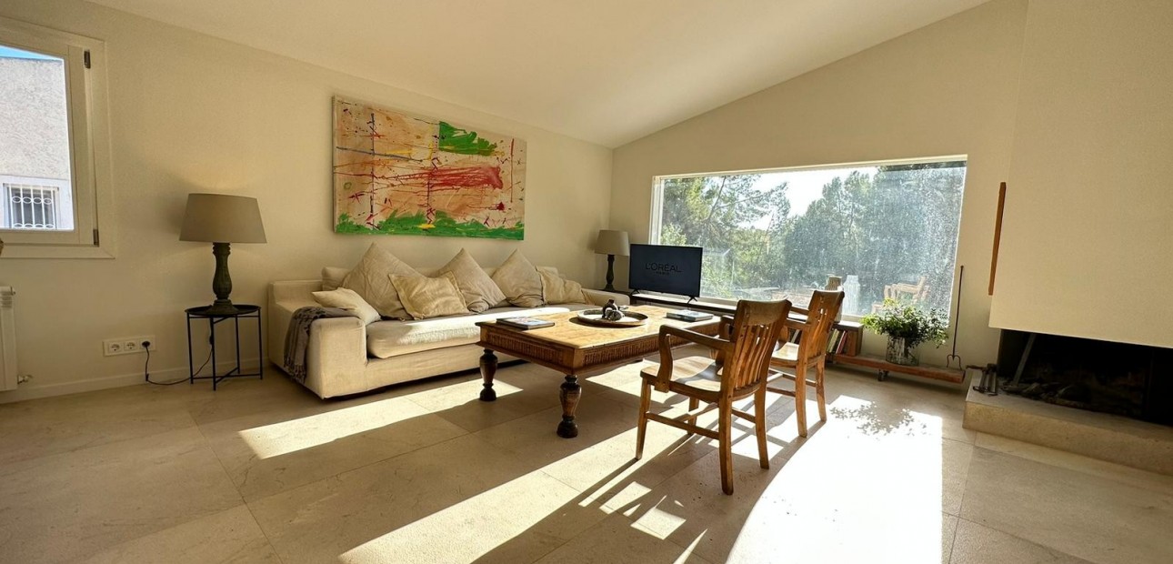 Herverkoop - Vila -
Costa de la Calma - Calvià