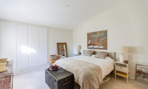 Herverkoop - Vila -
Costa de la Calma - Calvià