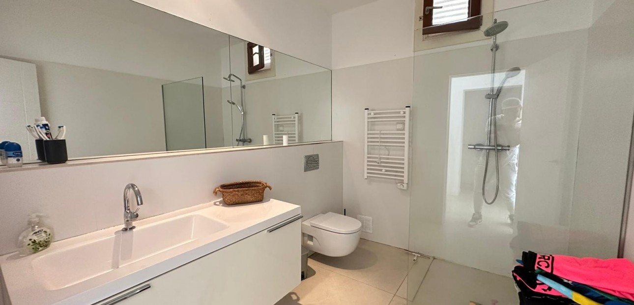 Herverkoop - Vila -
Costa de la Calma - Calvià