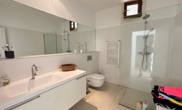 Herverkoop - Vila -
Costa de la Calma - Calvià