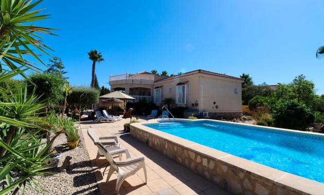 Herverkoop - Country Property -
Catral