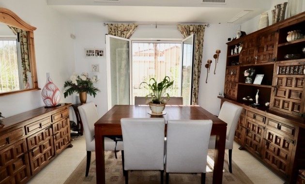 Herverkoop - Country Property -
Catral