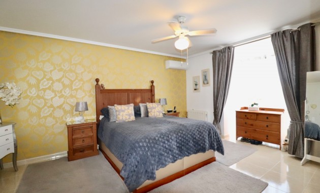 Herverkoop - Country Property -
Catral