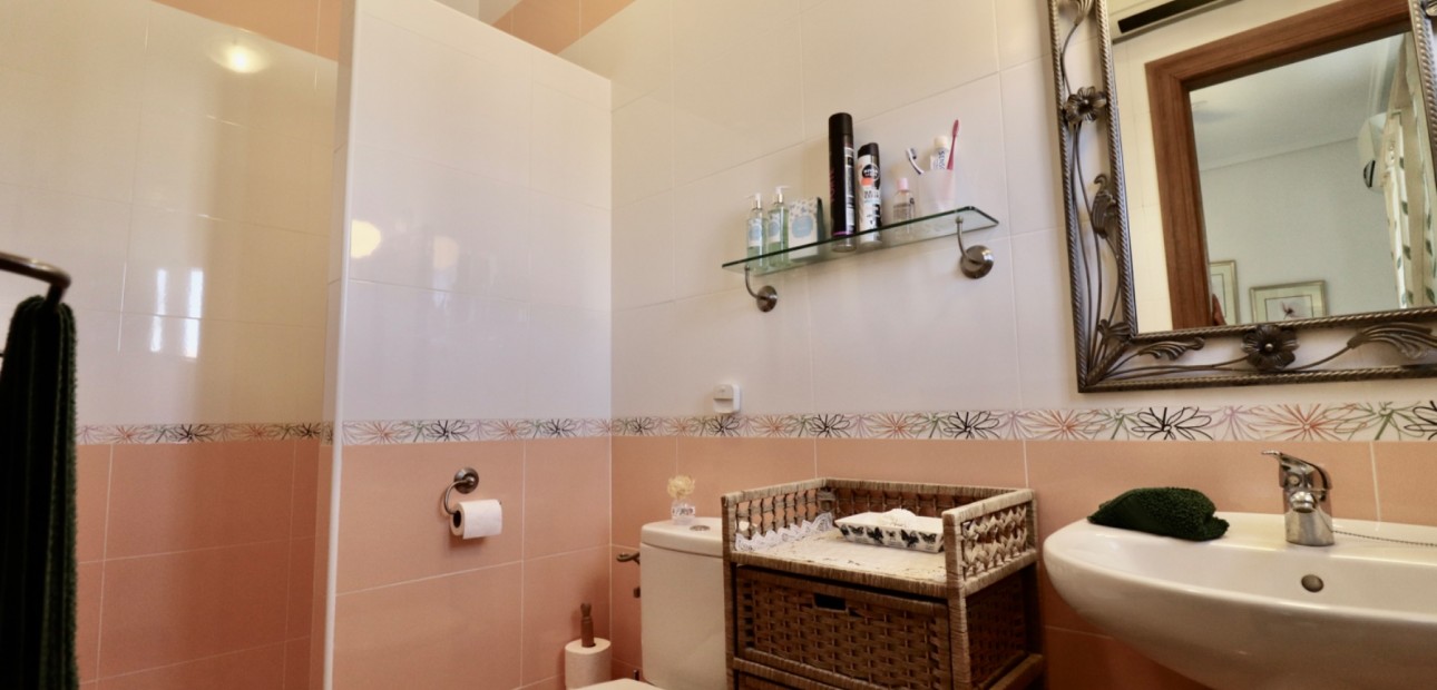 Herverkoop - Country Property -
Catral