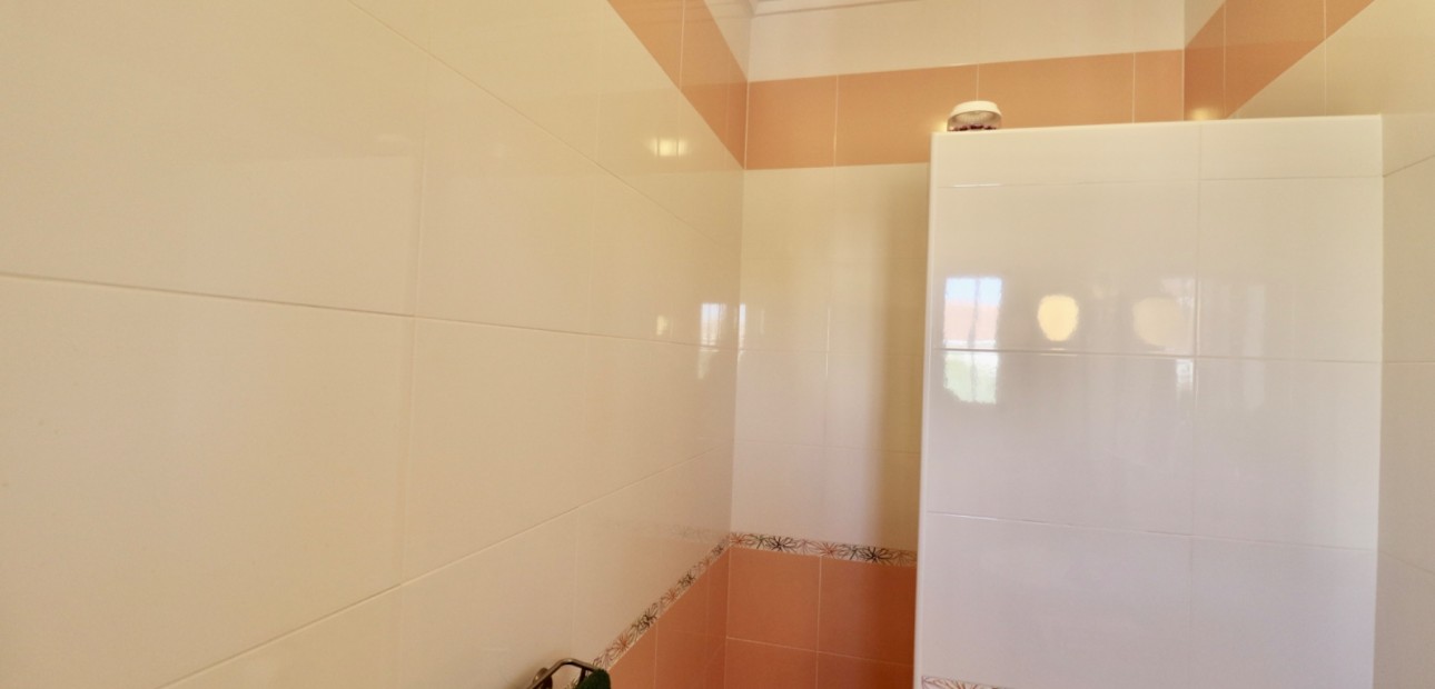 Herverkoop - Country Property -
Catral