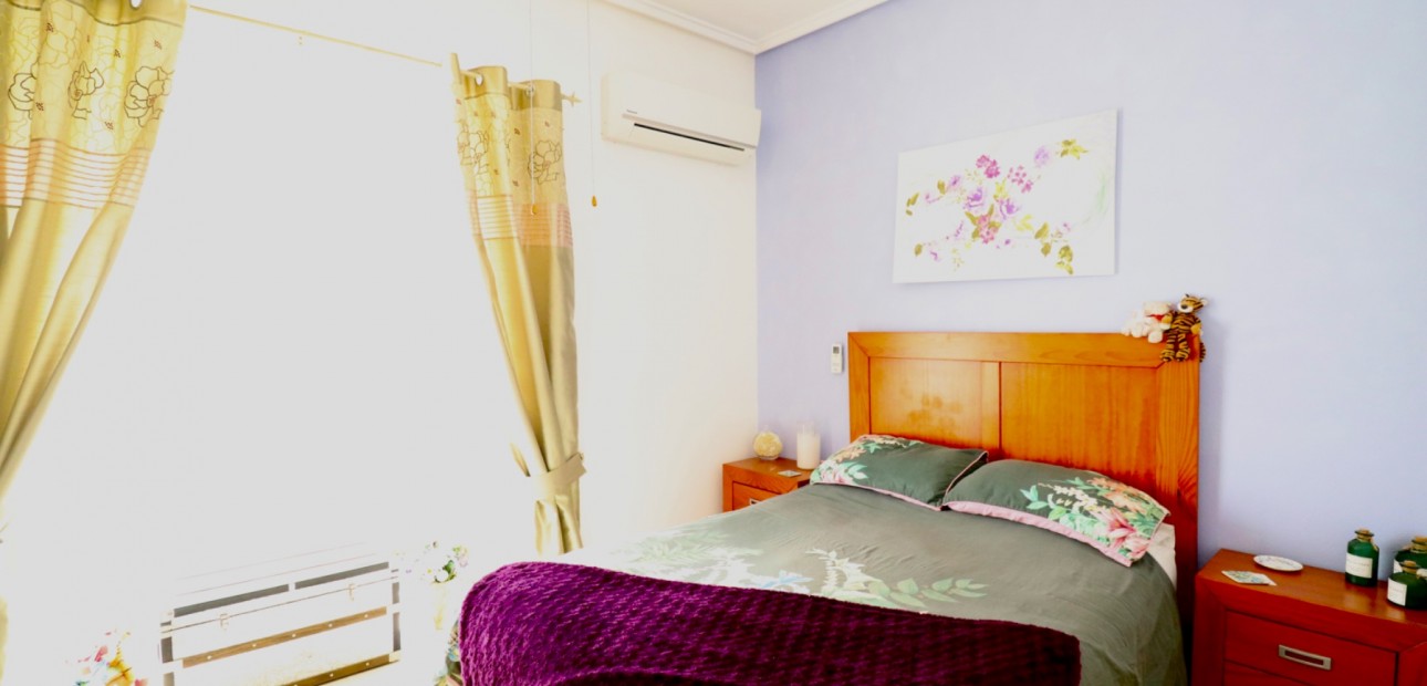 Herverkoop - Country Property -
Catral