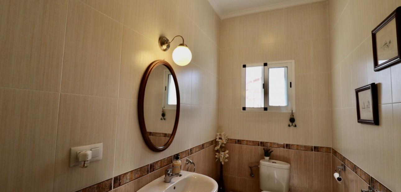 Herverkoop - Country Property -
Catral