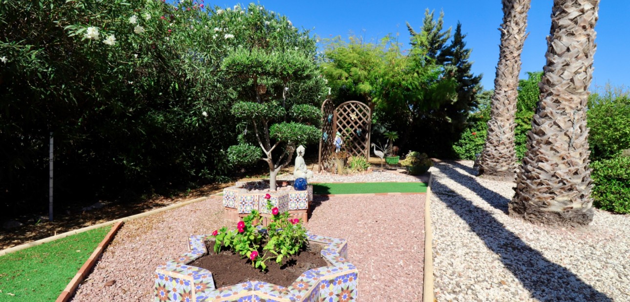 Herverkoop - Country Property -
Catral