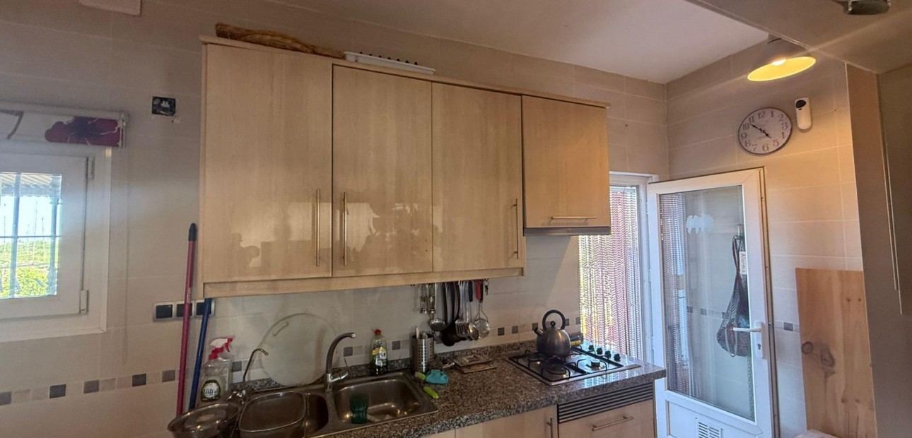 Herverkoop - Terraced house -
Almoradi - El saladar