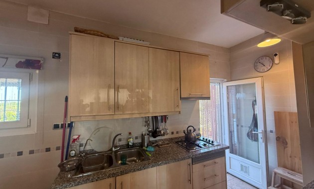 Herverkoop - Terraced house -
Almoradi - El saladar