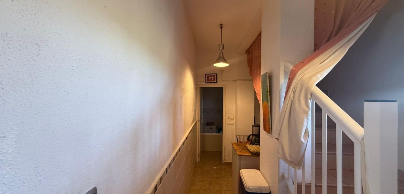 Herverkoop - Terraced house -
Almoradi - El saladar