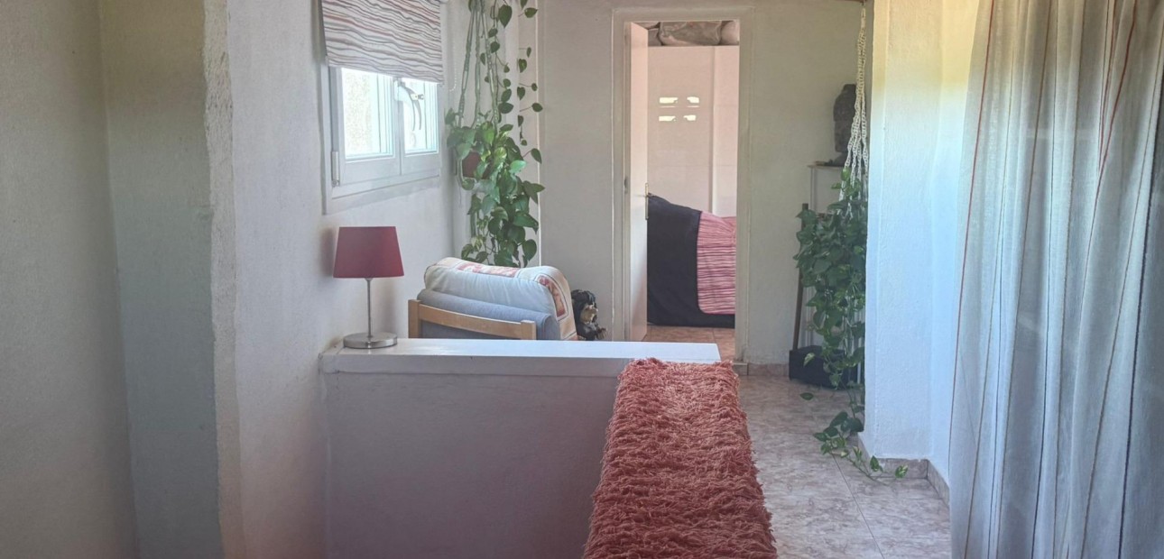 Herverkoop - Terraced house -
Almoradi - El saladar