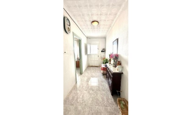 Herverkoop - House -
Torrevieja - torrevieja