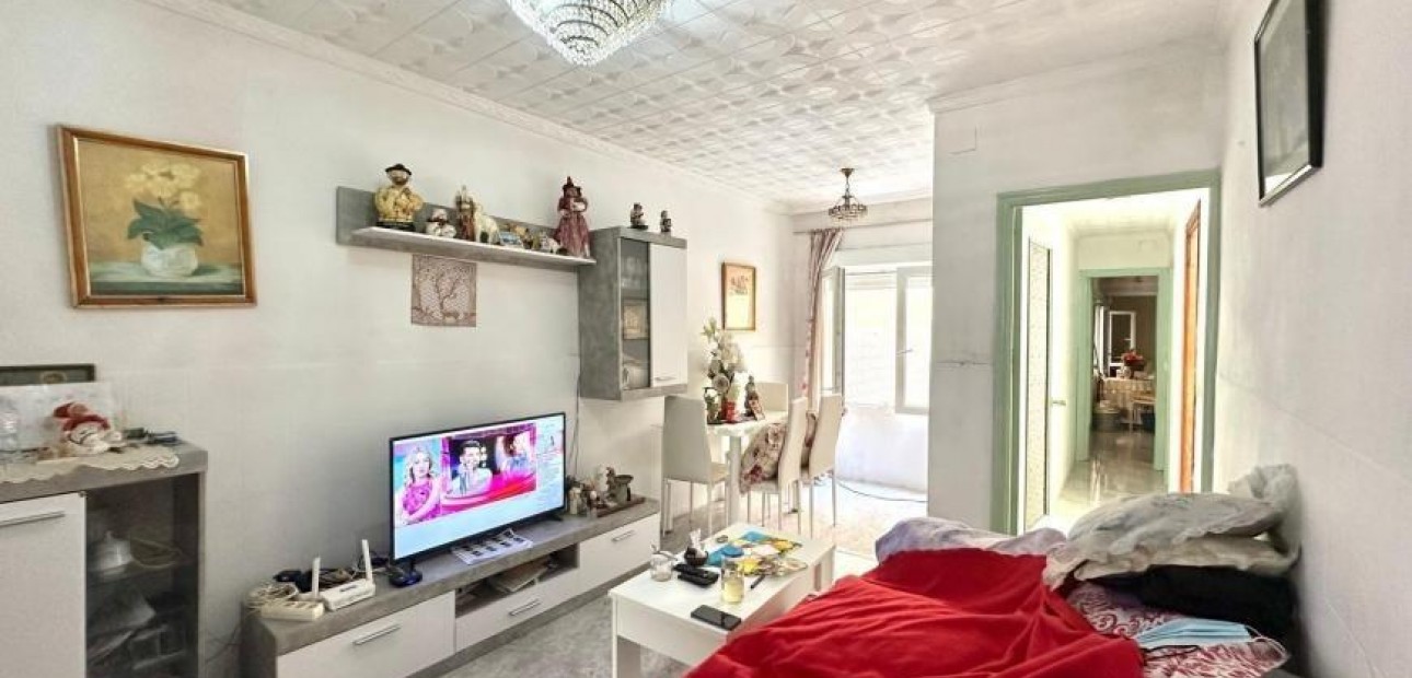 Herverkoop - House -
Torrevieja - torrevieja