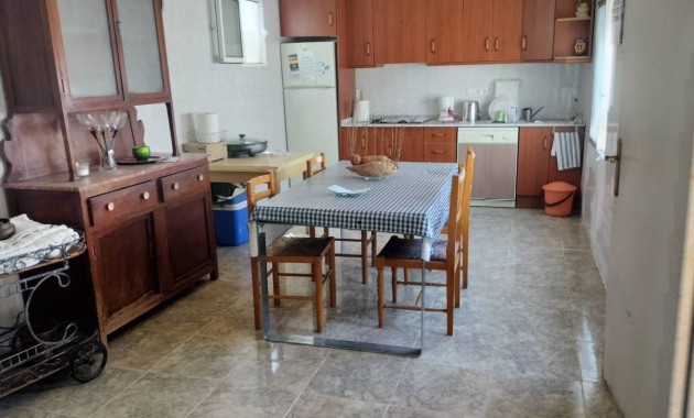 Herverkoop - Finca / Country Property -
Rojales - Cuidad Quesada