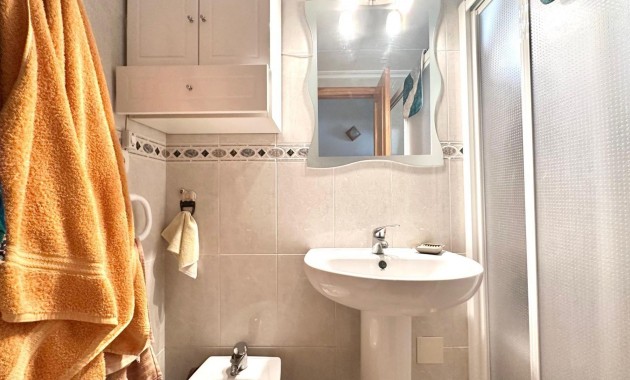 Herverkoop - Appartement / flat -
Torrevieja - torrevieja