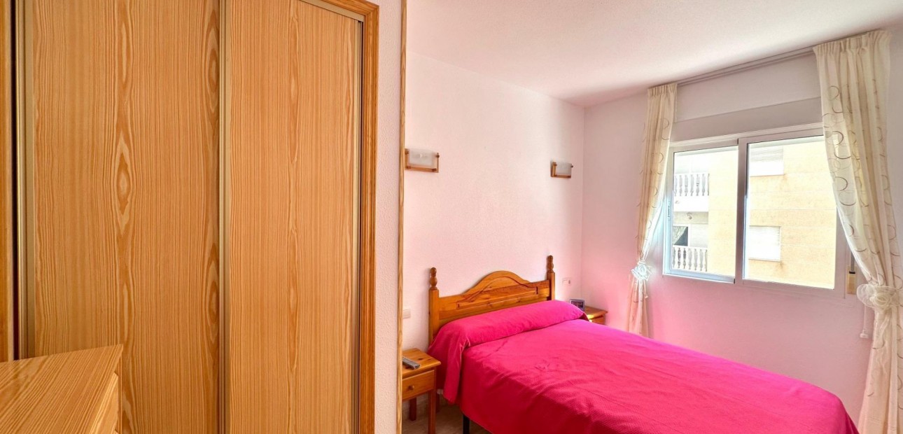 Herverkoop - Appartement / flat -
Torrevieja - torrevieja