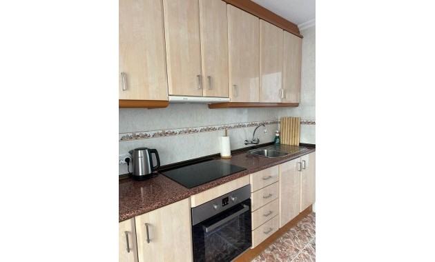 Herverkoop - Appartement / flat -
Torrevieja - Playa del cura