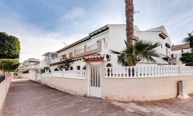 Herverkoop - duplex -
Torrevieja - Torre la mata