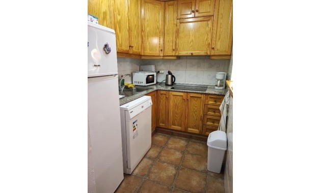 Herverkoop - duplex -
Torrevieja - Torre la mata