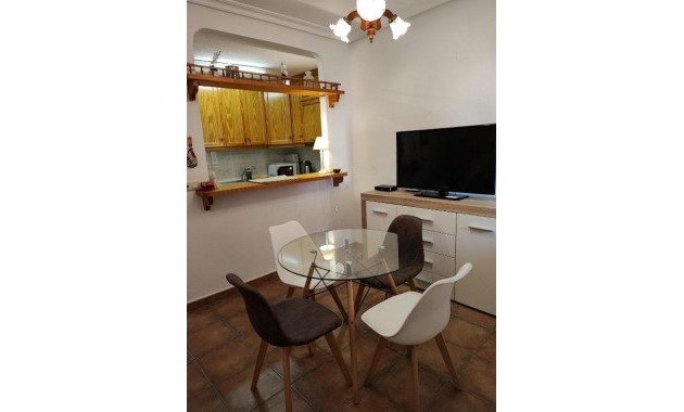 Herverkoop - duplex -
Torrevieja - Torre la mata