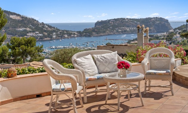 Venta - Vila -
Port d'Andratx - Andratx