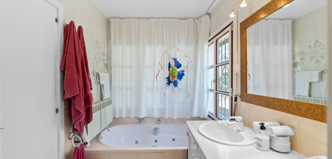 Venta - Vila -
Port d'Andratx - Andratx