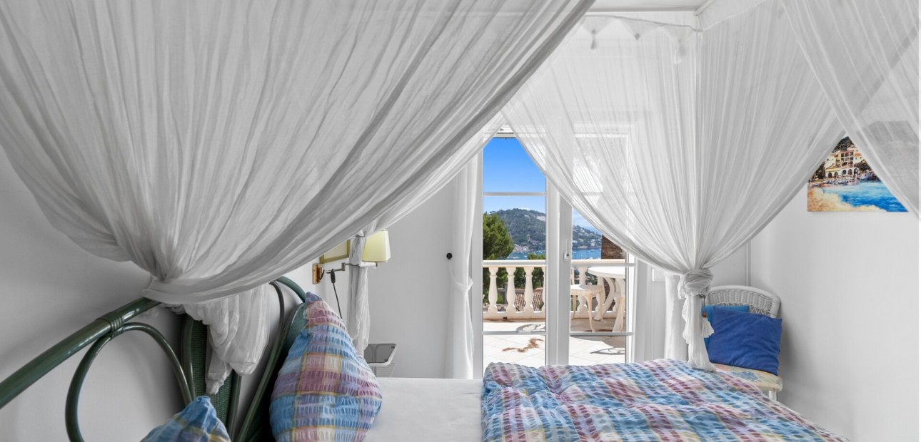 Venta - Vila -
Port d'Andratx - Andratx