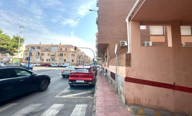 Venta - Apartamento / piso -
Torrevieja - Acequion