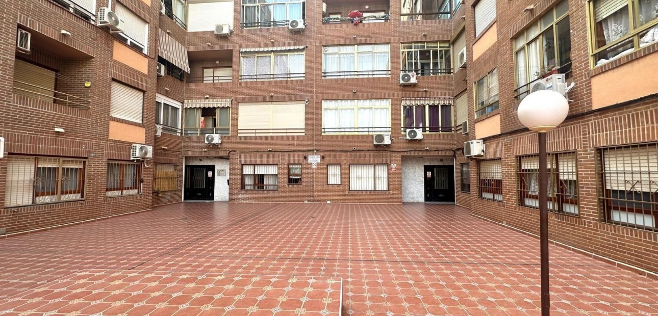 Venta - Apartamento / piso -
Torrevieja - Acequion