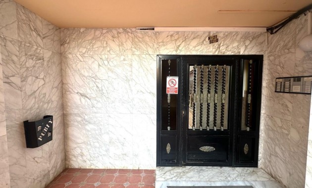 Venta - Apartamento / piso -
Torrevieja - Acequion