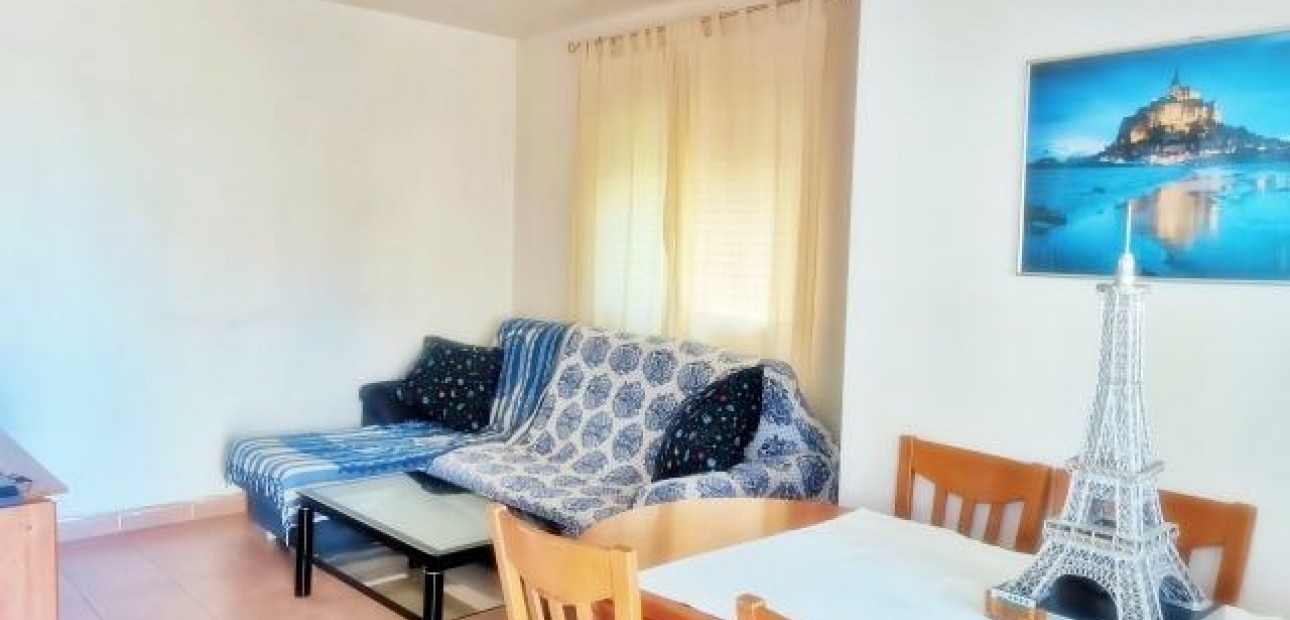 Herverkoop - duplex -
Torrevieja - El limonar