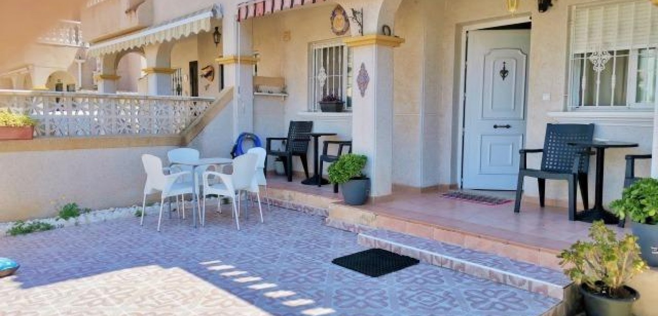 Herverkoop - duplex -
Torrevieja - El limonar