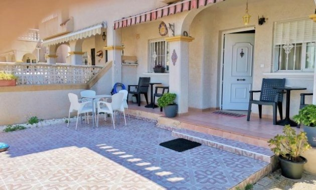 Herverkoop - duplex -
Torrevieja - El limonar