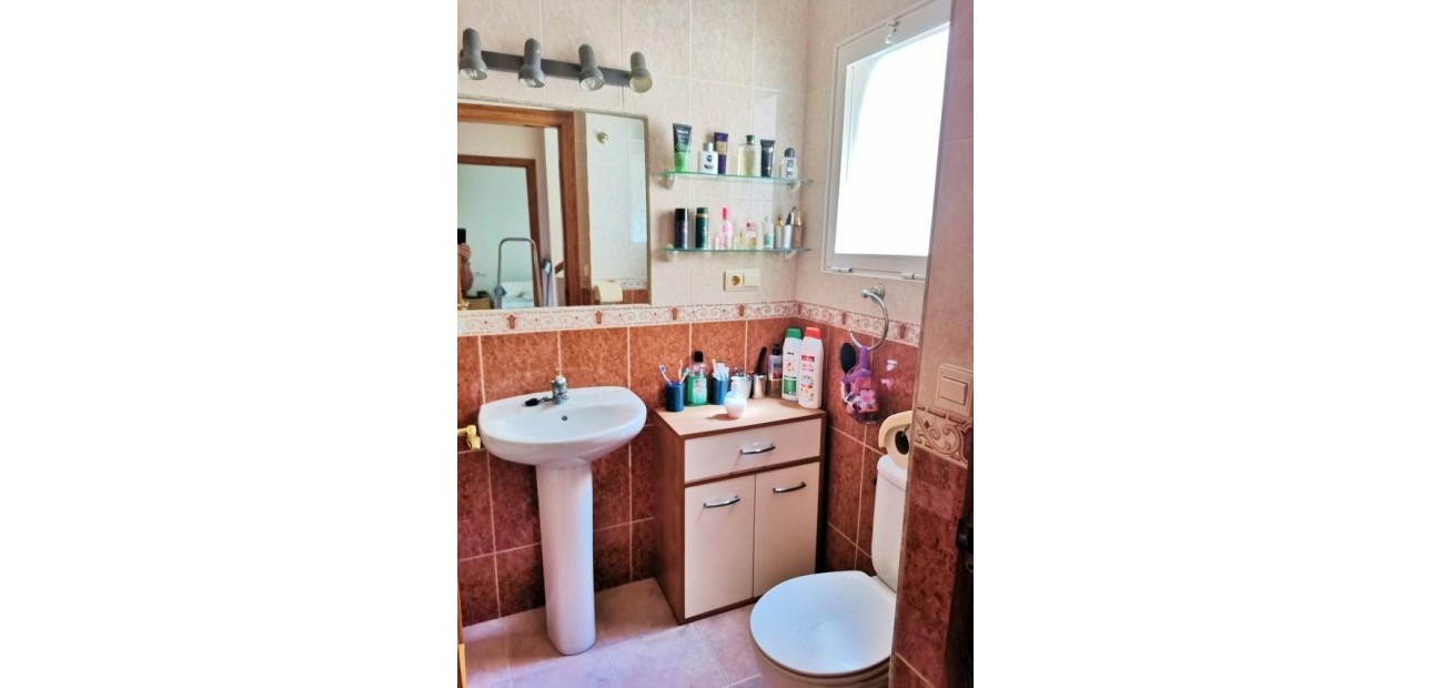 Herverkoop - duplex -
Torrevieja - El limonar