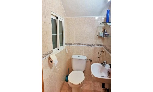 Herverkoop - duplex -
Torrevieja - El limonar