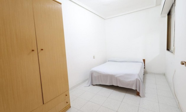 Herverkoop - Appartement / flat -
Torrevieja - Playa del cura