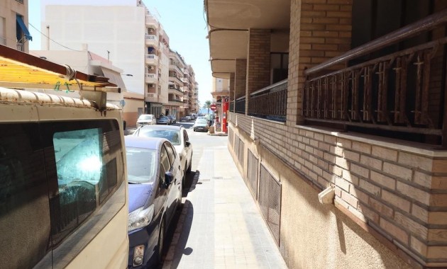 Herverkoop - Appartement / flat -
Torrevieja - Playa del cura