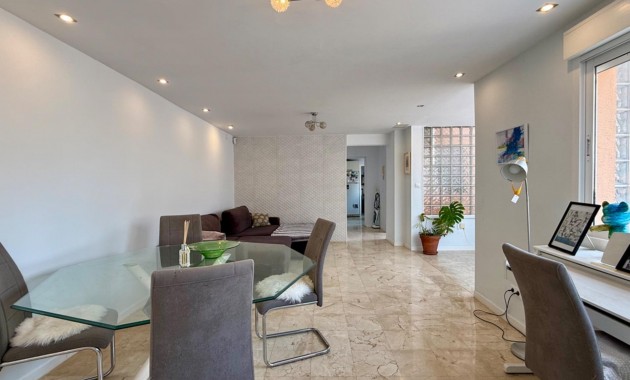 Sale - Villa -
Torrevieja - Playa del cura