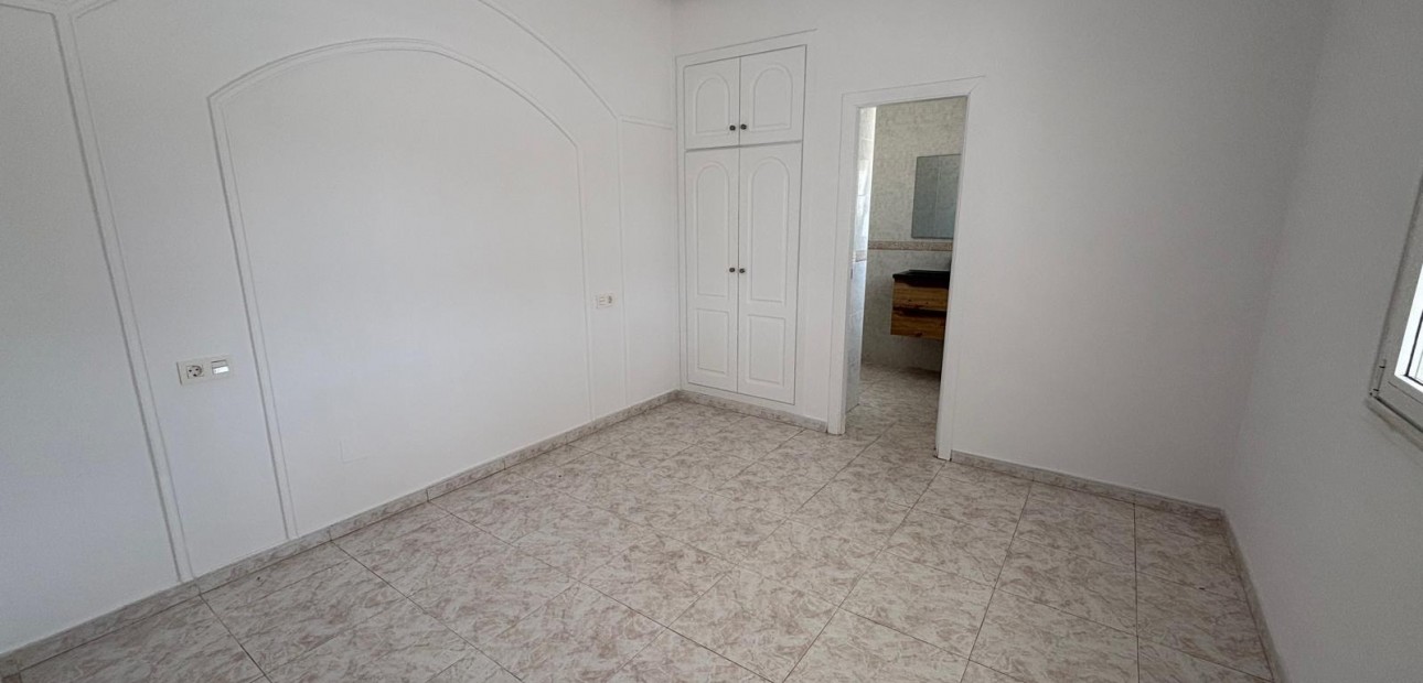 Herverkoop - Villa -
Ciudad quesada - Costa blanca sur