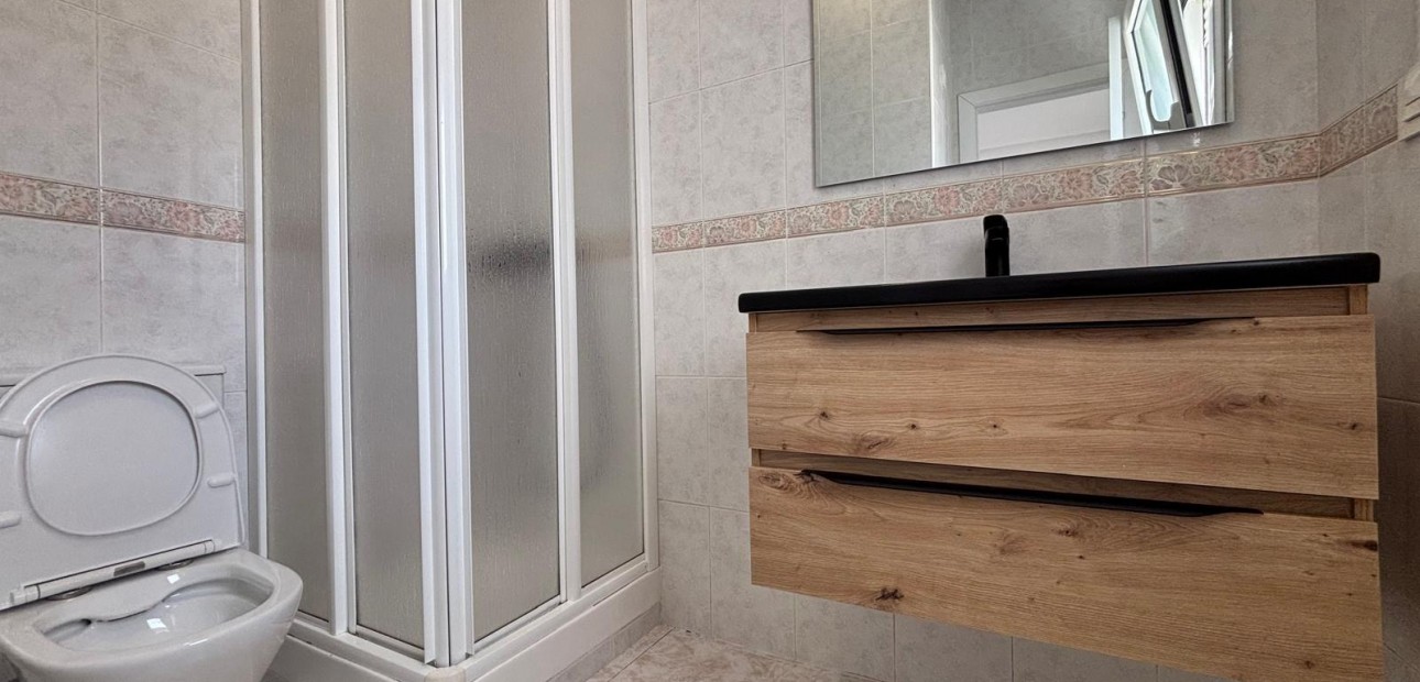 Herverkoop - Villa -
Ciudad quesada - Costa blanca sur