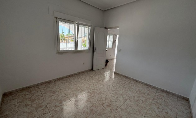 Herverkoop - Villa -
Ciudad quesada - Costa blanca sur