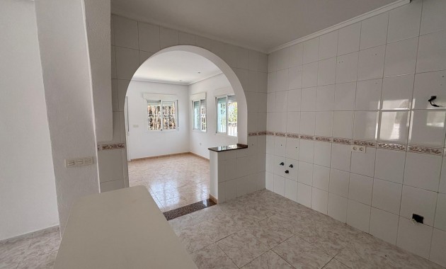 Herverkoop - Villa -
Ciudad quesada - Costa blanca sur