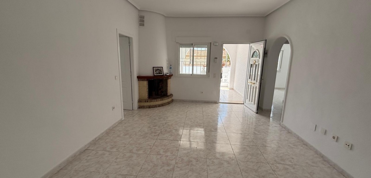 Herverkoop - Villa -
Ciudad quesada - Costa blanca sur